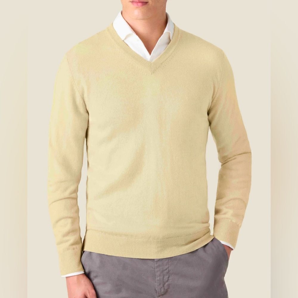 Serrana's by Peru Unlimited V-neck Pullover Sweater In Light Yellow Size XL